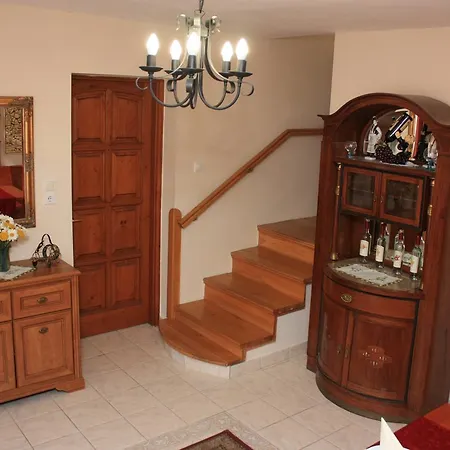 Leanyka Vendeghaz Guest house